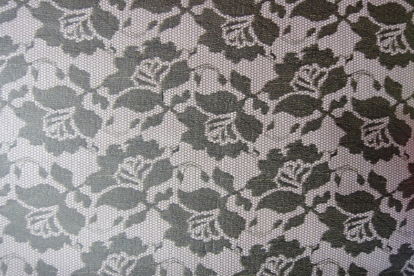 Do not pour over the skin